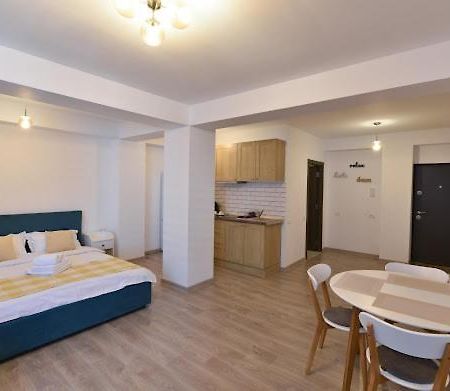 Radu Studio Mamaia Nord Apartment Năvodari Exterior foto